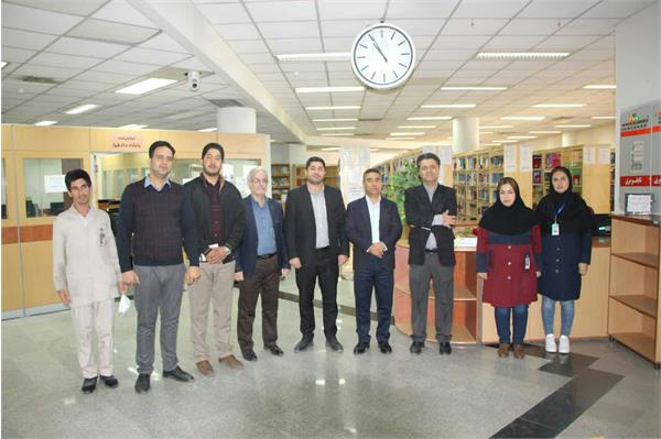 تقدیر از کتابداران مرکز